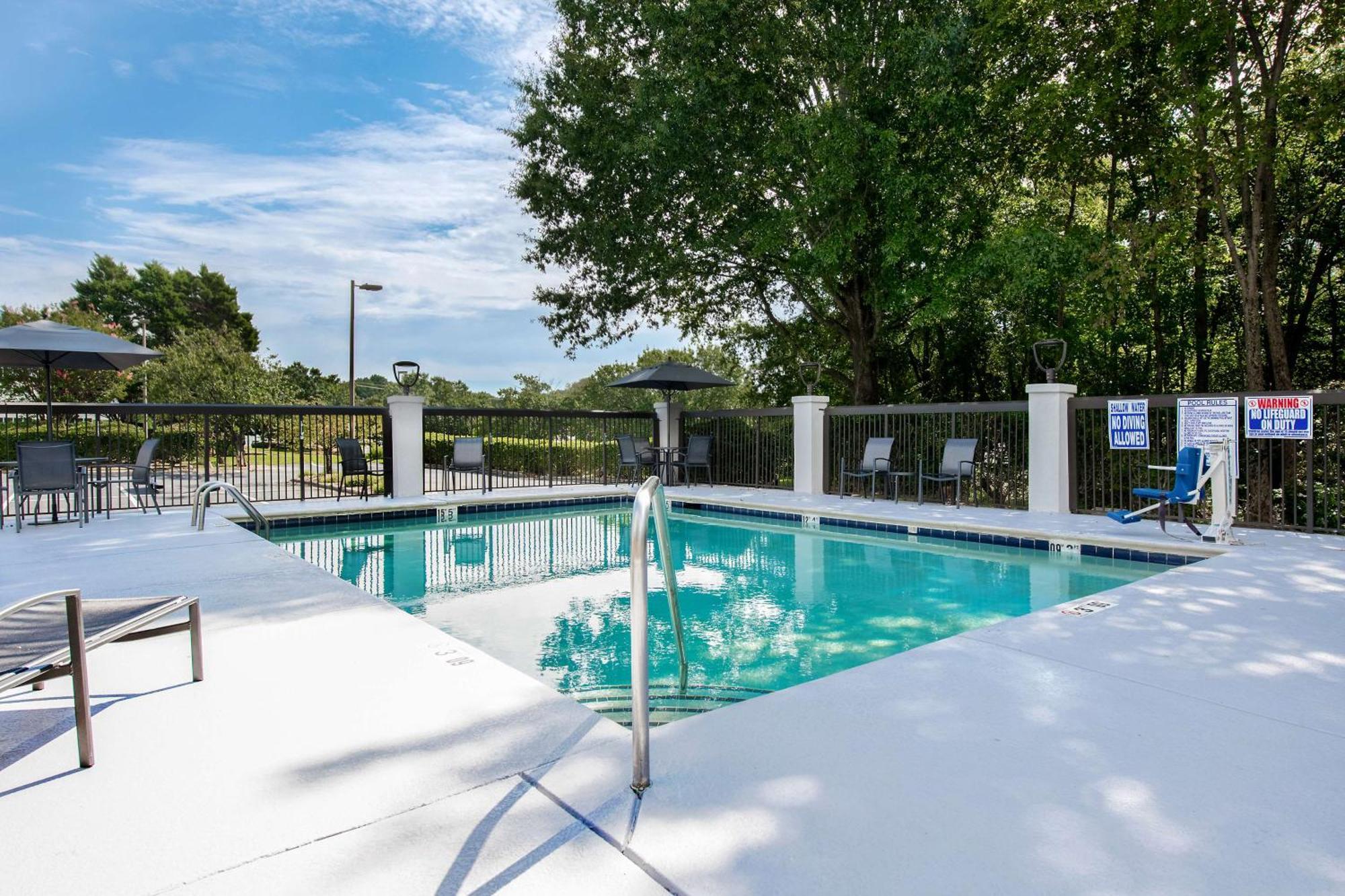 Hampton Inn Charlotte Monroe Dış mekan fotoğraf