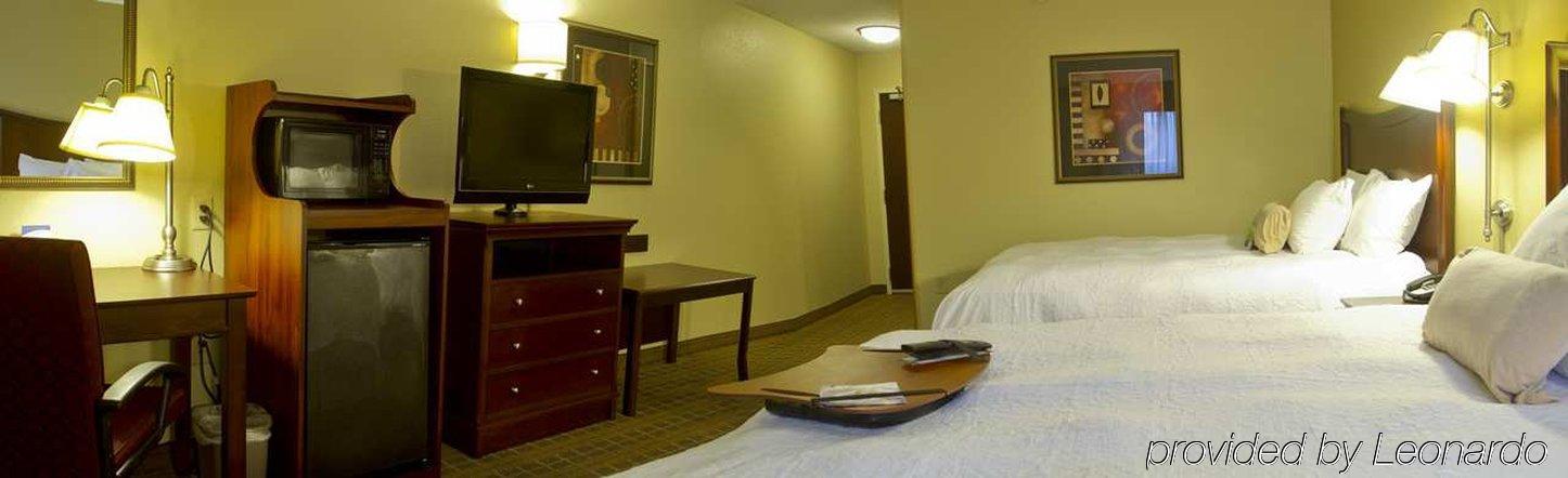 Hampton Inn Charlotte Monroe Oda fotoğraf
